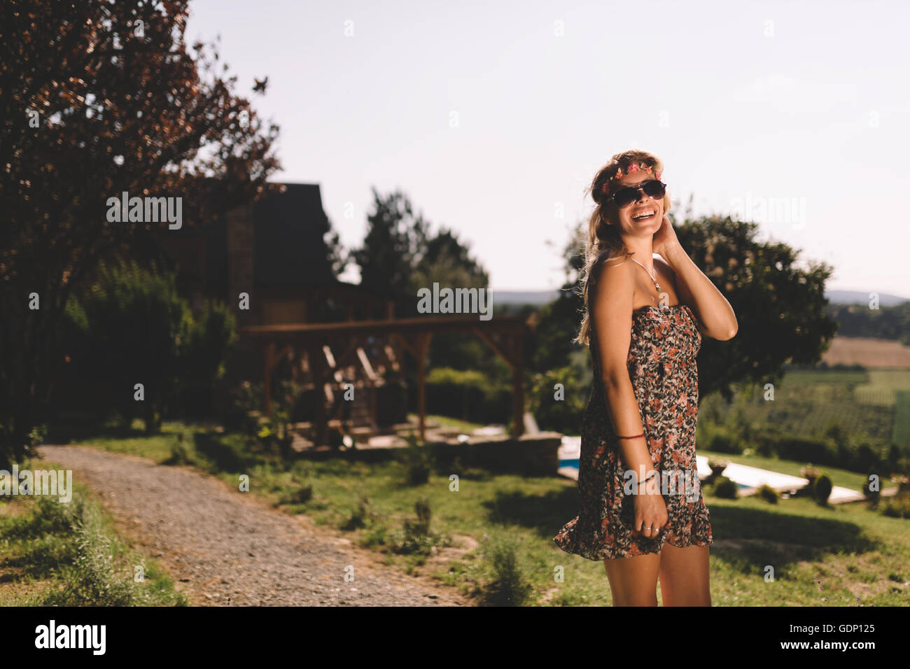 Wunderschöne Hippie-Mädchen in den Urlaub Reisen Stockfoto