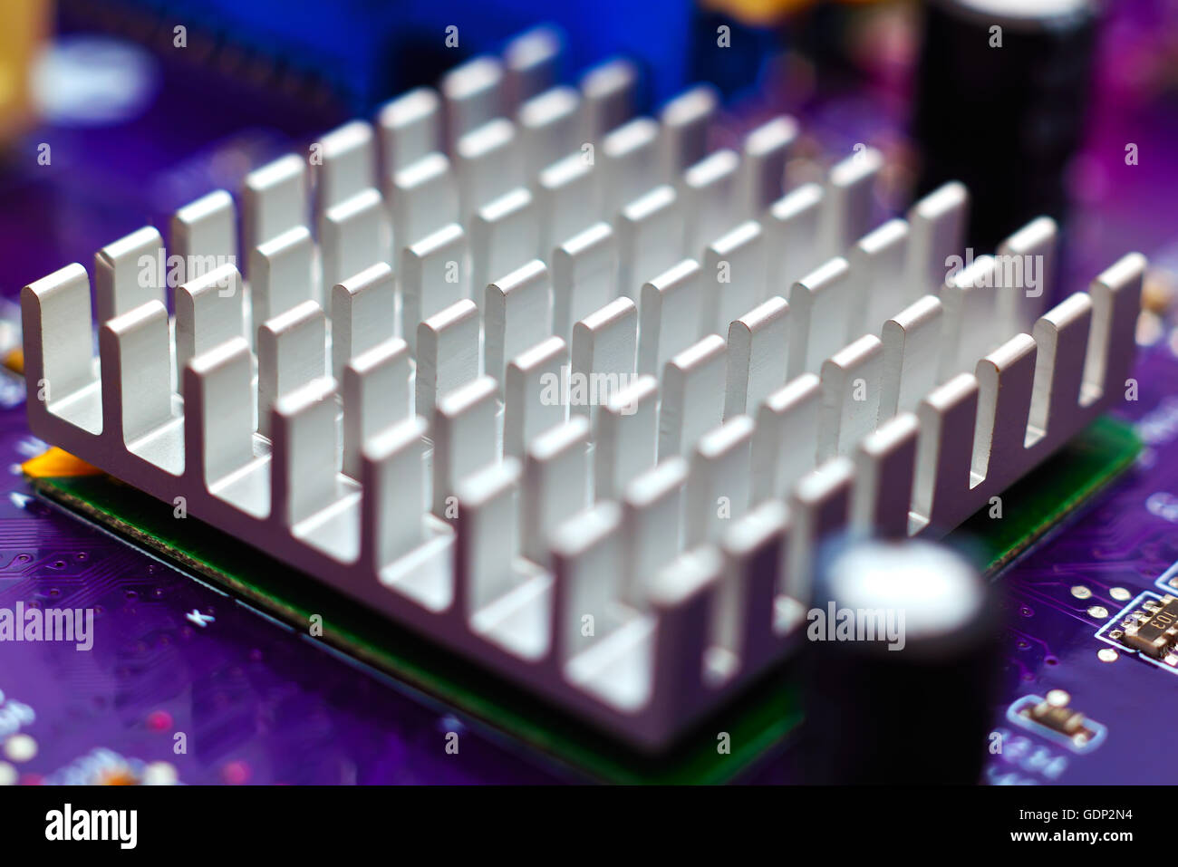 Chipsatz Kühler am Mainboard, Nahaufnahme Stockfoto