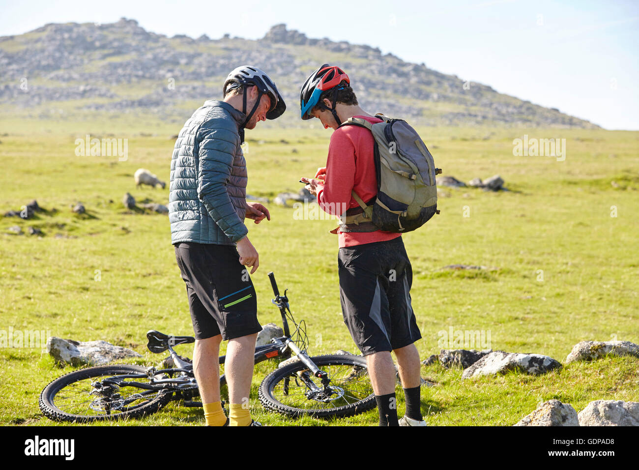 Radfahrer am Hang im Chat Stockfoto