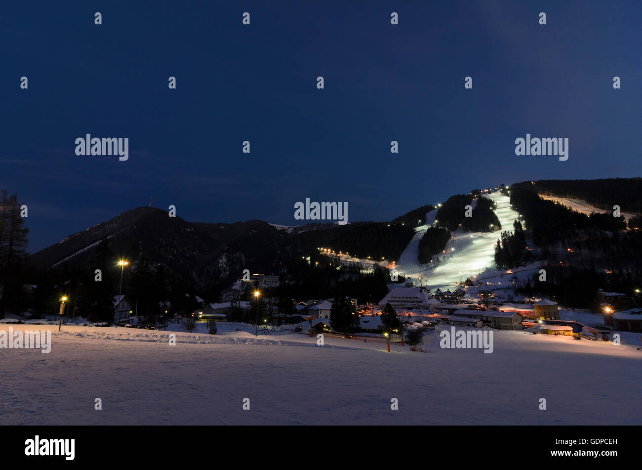Semmering: Reittiere Sonnenwendstein und Hirschkogel, ski-Pisten Zauberberg (Zauberberg) bei Nacht Skifahren, Österreich, Niederösterr Stockfoto