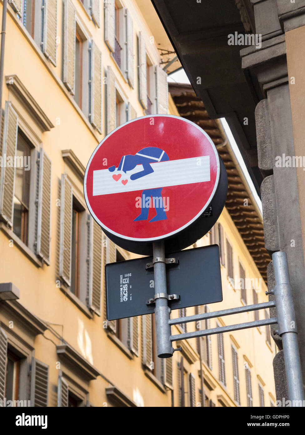 Lustige Verkehrszeichen in Florenz, Italien Stockfoto