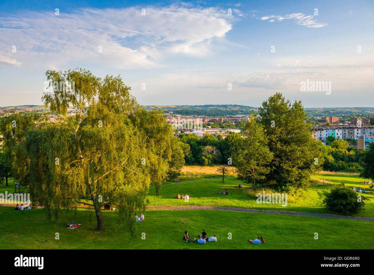 Brandon Hill Park an einem Sommertag ist am Abend in der Stadt Bristol, England. Stockfoto