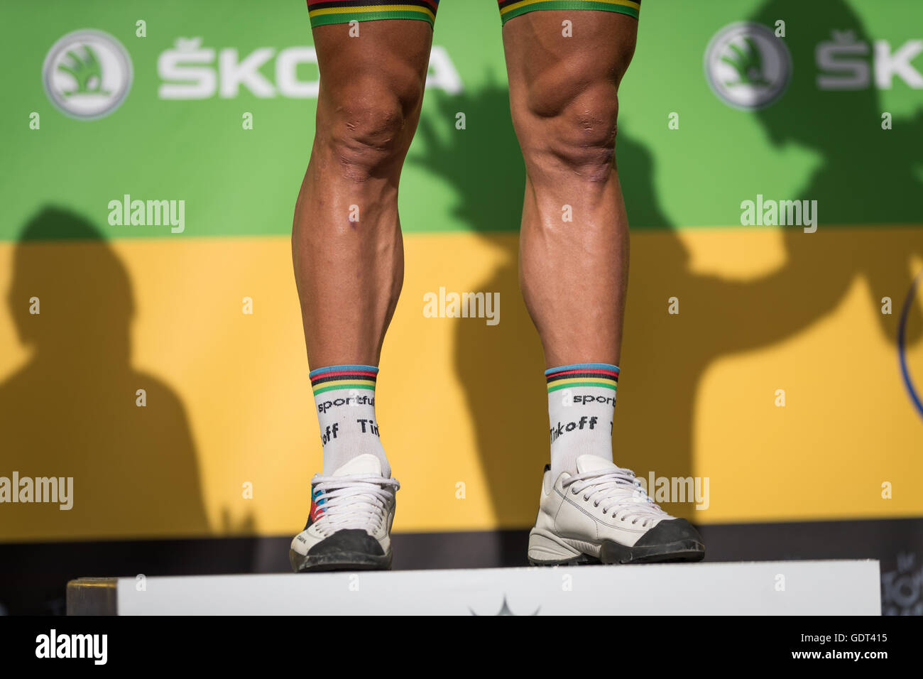 21. Juli 2016. Mègeve, FR. Peter Sagan (Tinkoff) steht oben auf dem Podium für die Punktewertung, Ergebnisse von heutigen Zeitfahren unverändert. John Kavouris/Alamy Live-Nachrichten Stockfoto