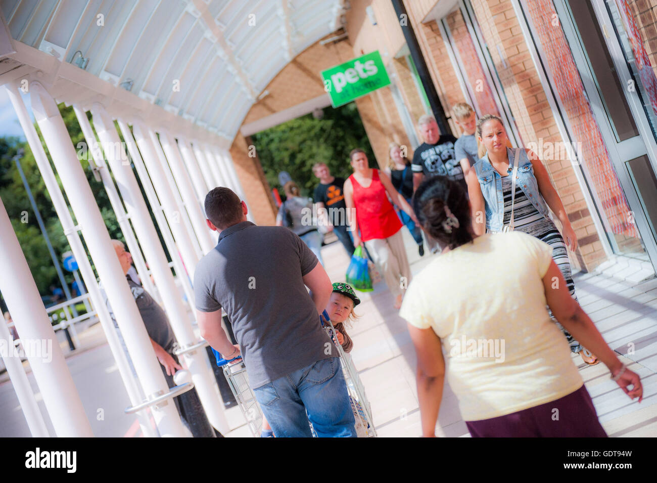 Beaumont Leys Einkaufszentrum. 25 Beaumont Weg, Leicester LE4 1DS. Im Besitz von British Land PLC. Stockfoto