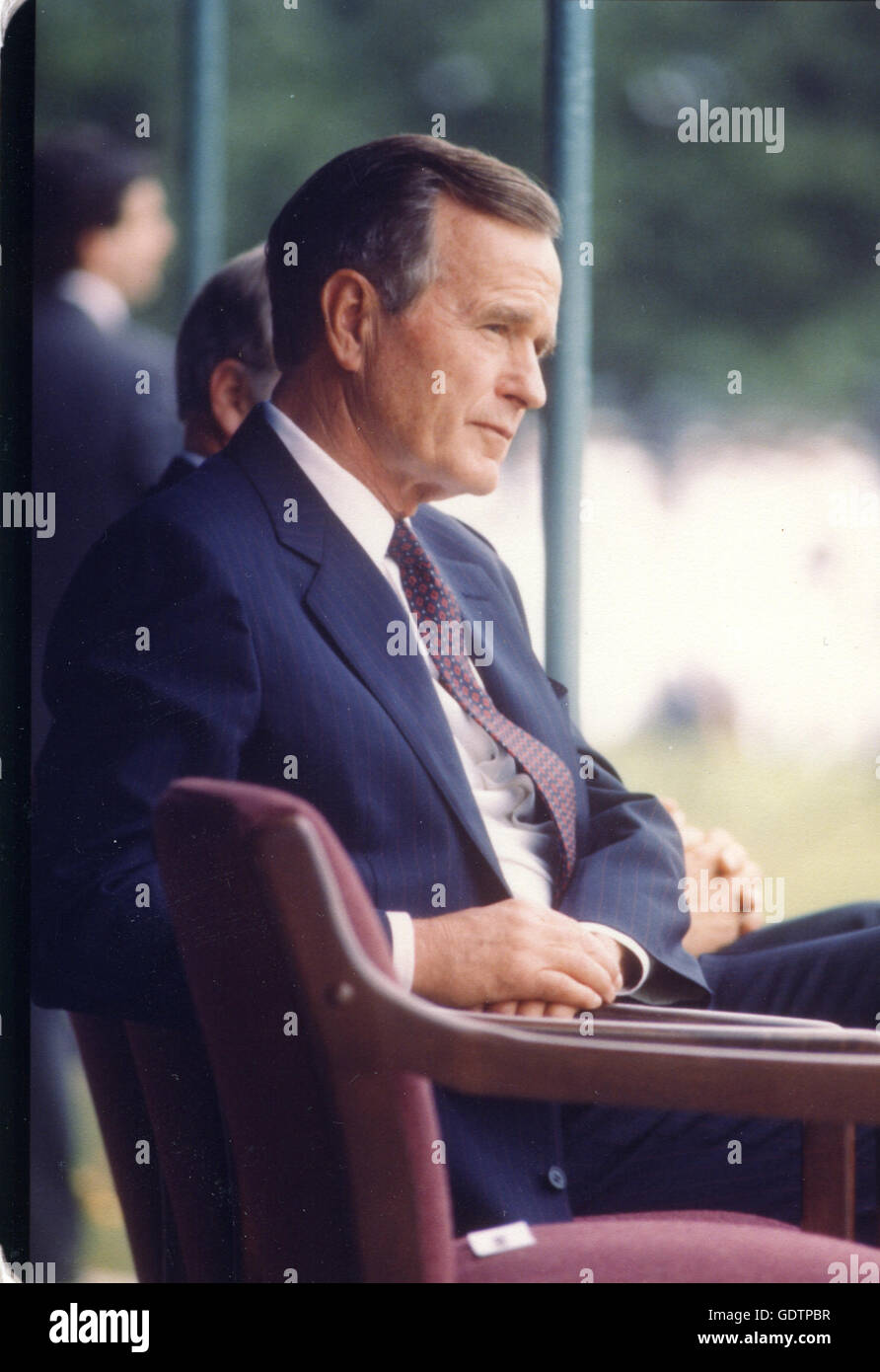 Präsident George H.W. Bush an der Naval Academy, Annapolis, MD. Stockfoto