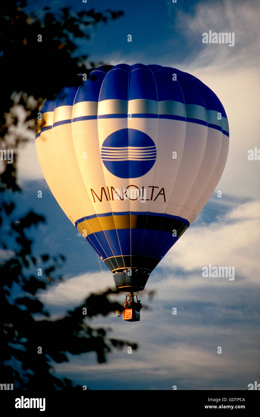 Minolta corporate Heißluftballon. Stockfoto