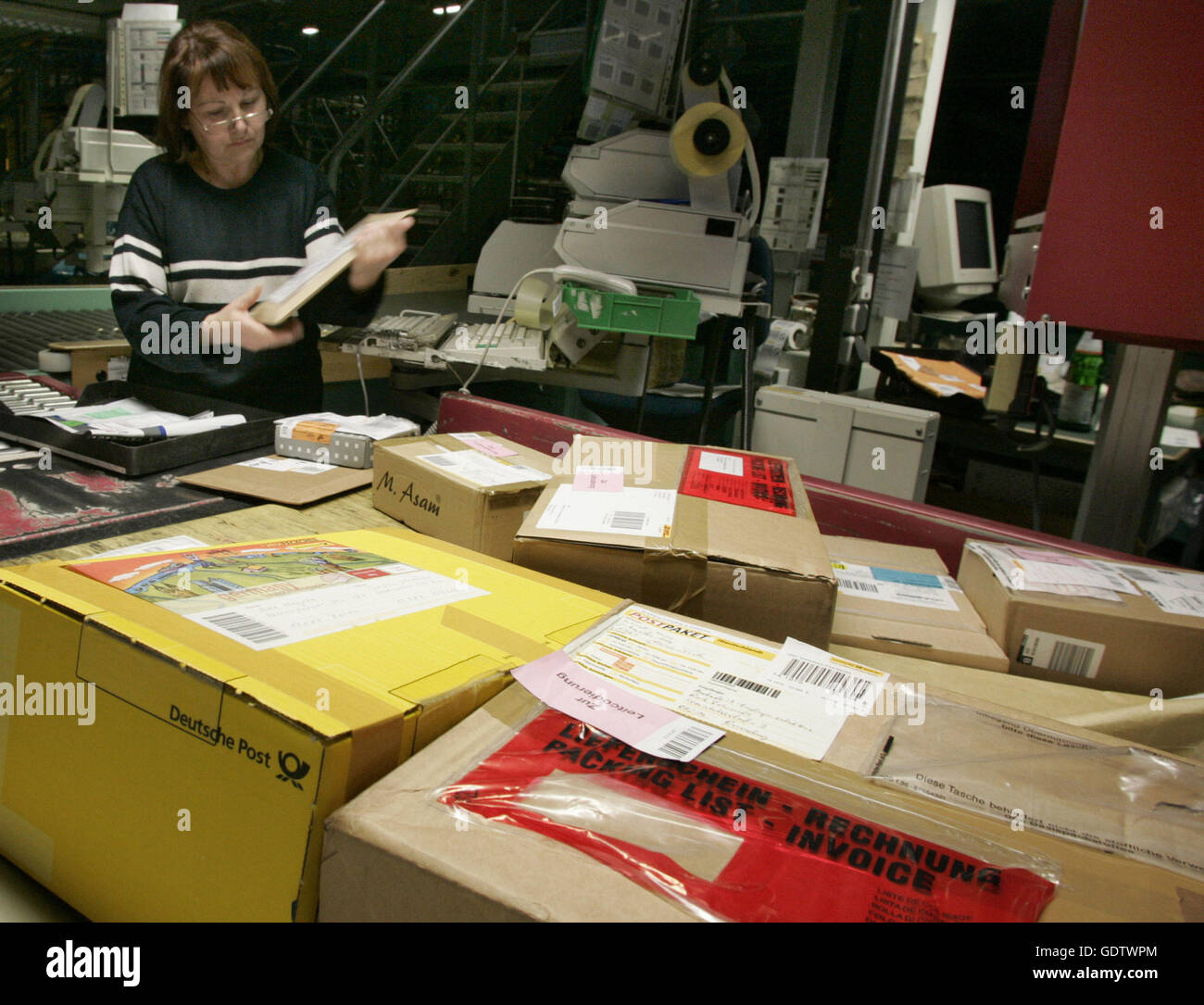 DHL-Paketzentrum Stockfoto