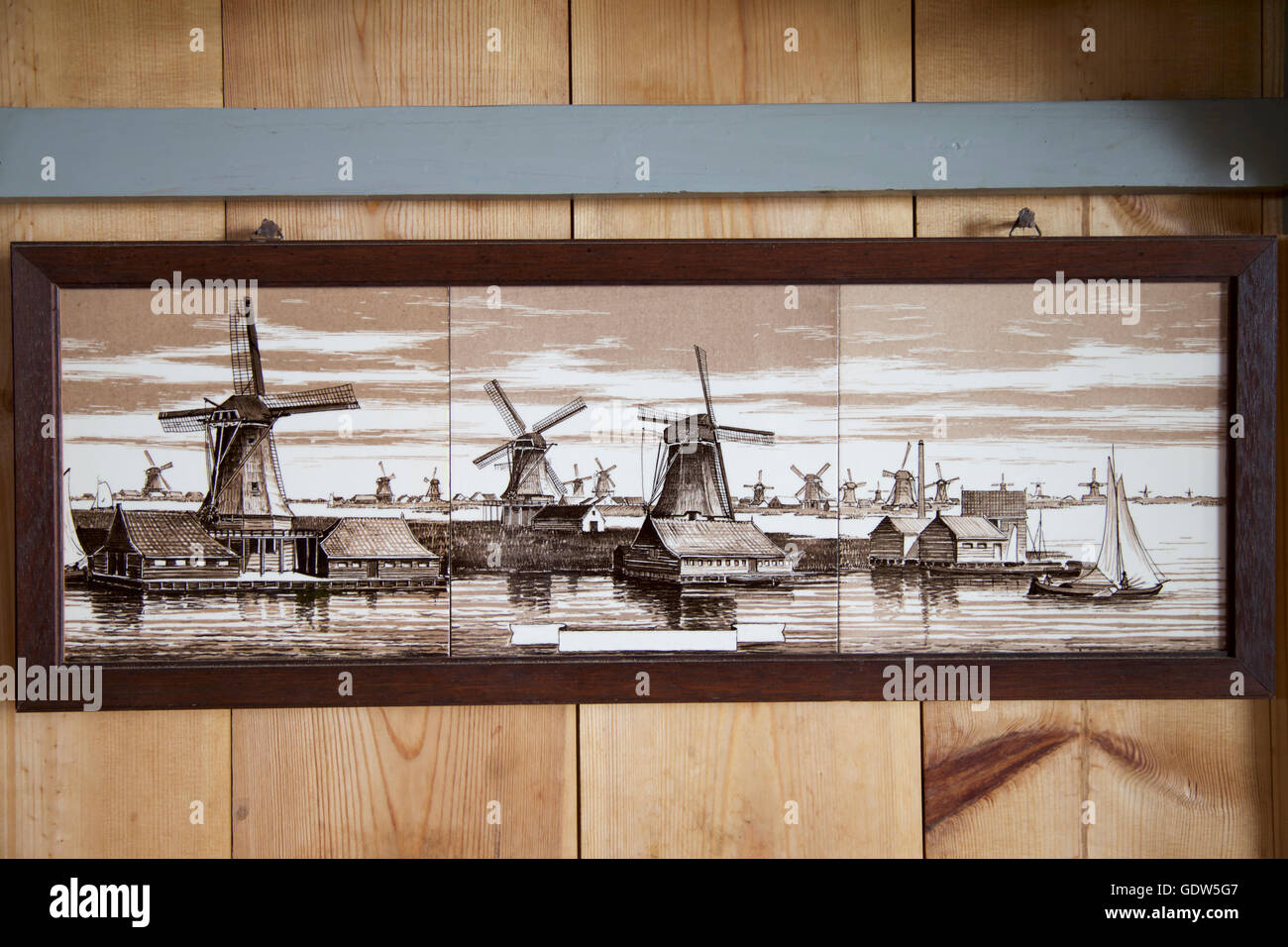 Windmühlen-Fliesen gemalt von Zaanse Schans, Niederlande, Europa Stockfoto