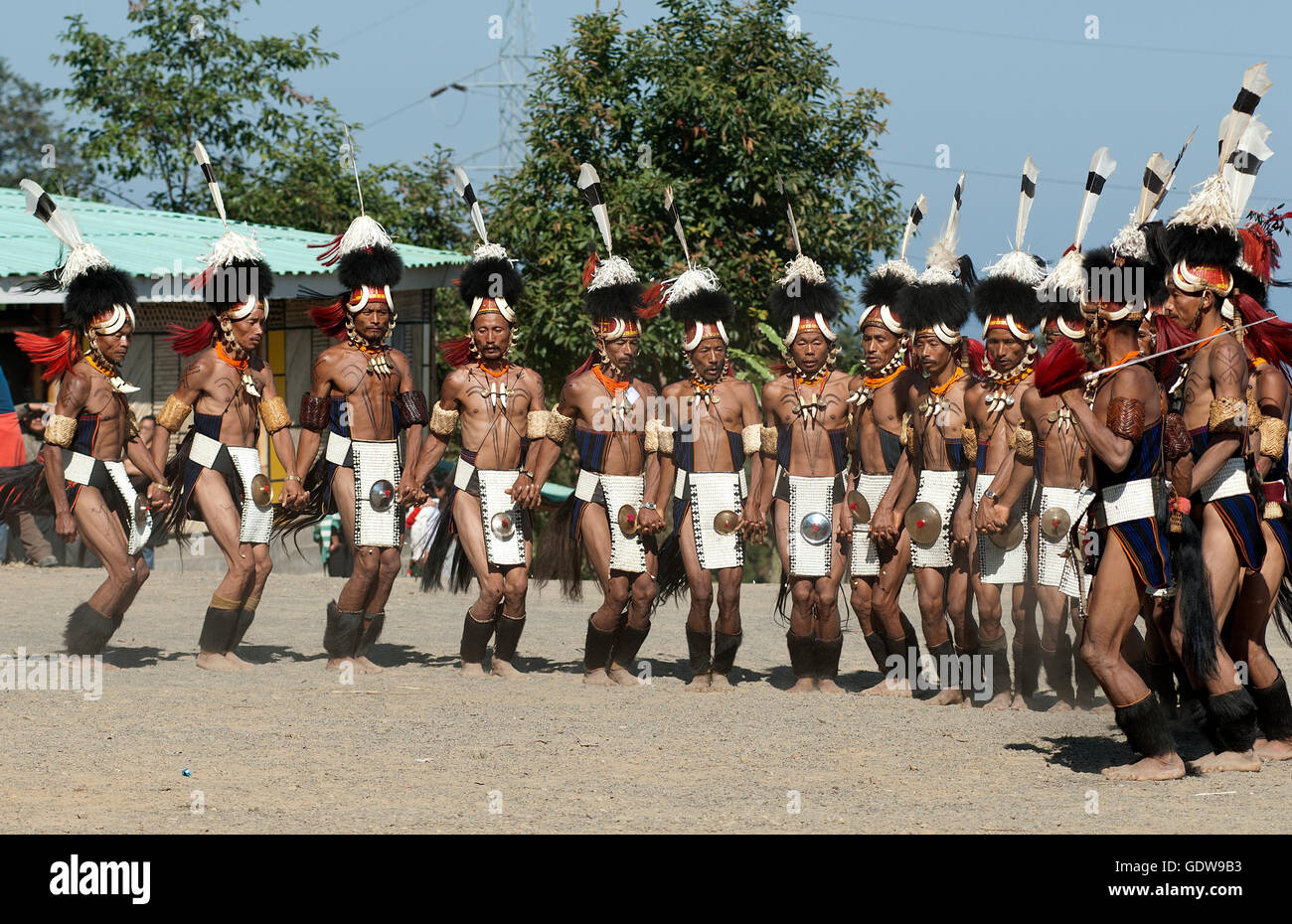 Das Bild des Khiamniungan Naga tanzen Hornbill Festival, Nagaland, Indien Stockfoto