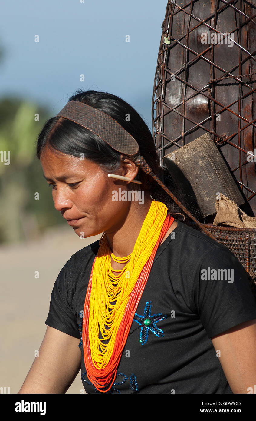 Das Bild der Khiamniungan Naga Frau Hornbill Festival, Nagaland, Indien Stockfoto