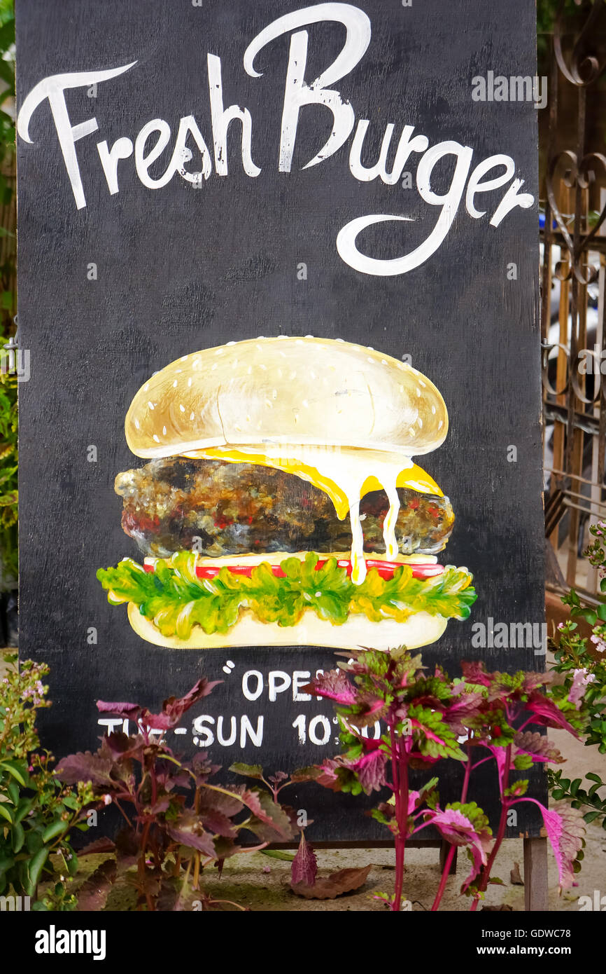 Eine Handgezeichnete Menugestaltung Flyer Vorlage Auf Tafel Anzeigen Einschliesslich Banner Bilder Etiketten Fur Restaurant Cafe Bak Stockfotografie Alamy