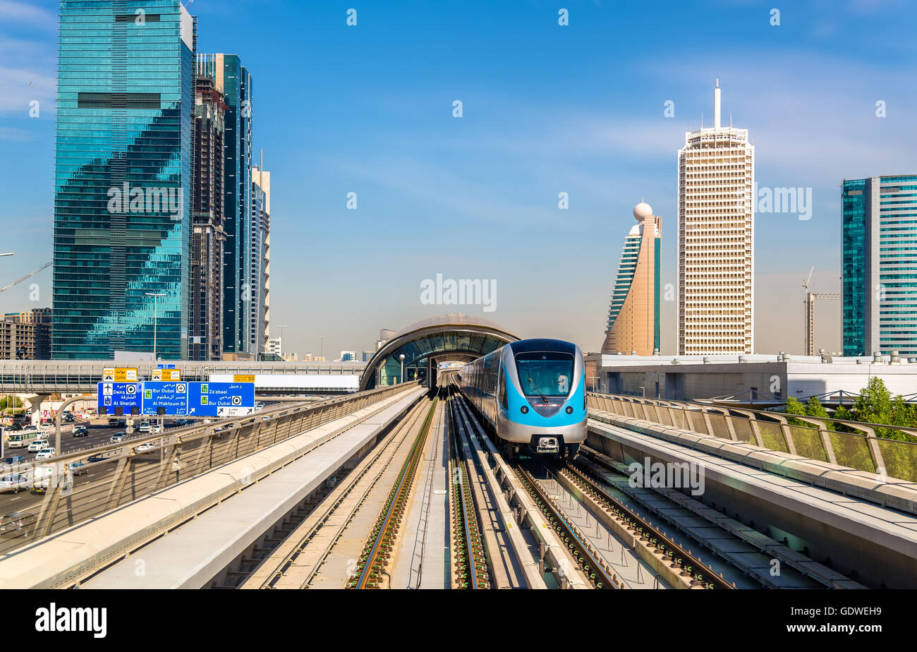Dubai u bahn terminal auf Stockfotos und bilder Kaufen Alamy