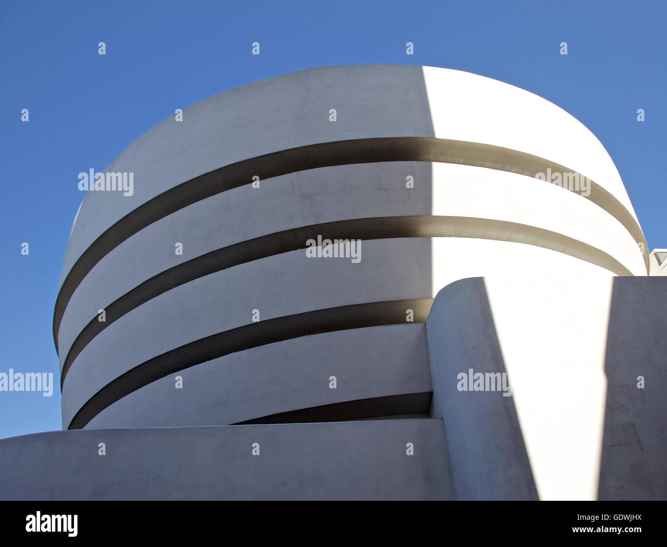 Die berühmte Solomon R. Guggenheim Museum für moderne und zeitgenössische Kunst. Am 2. Februar 2016 in New York City Stockfoto