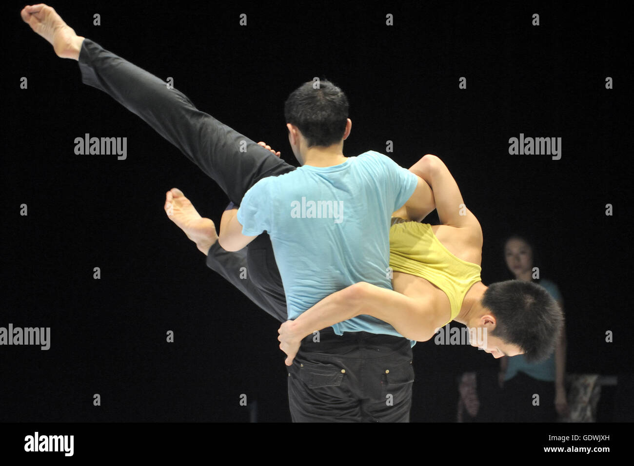 "Look at me, I 'm Chinese," Tanzcompanie Rubato und Mahjong Dance Stockfoto