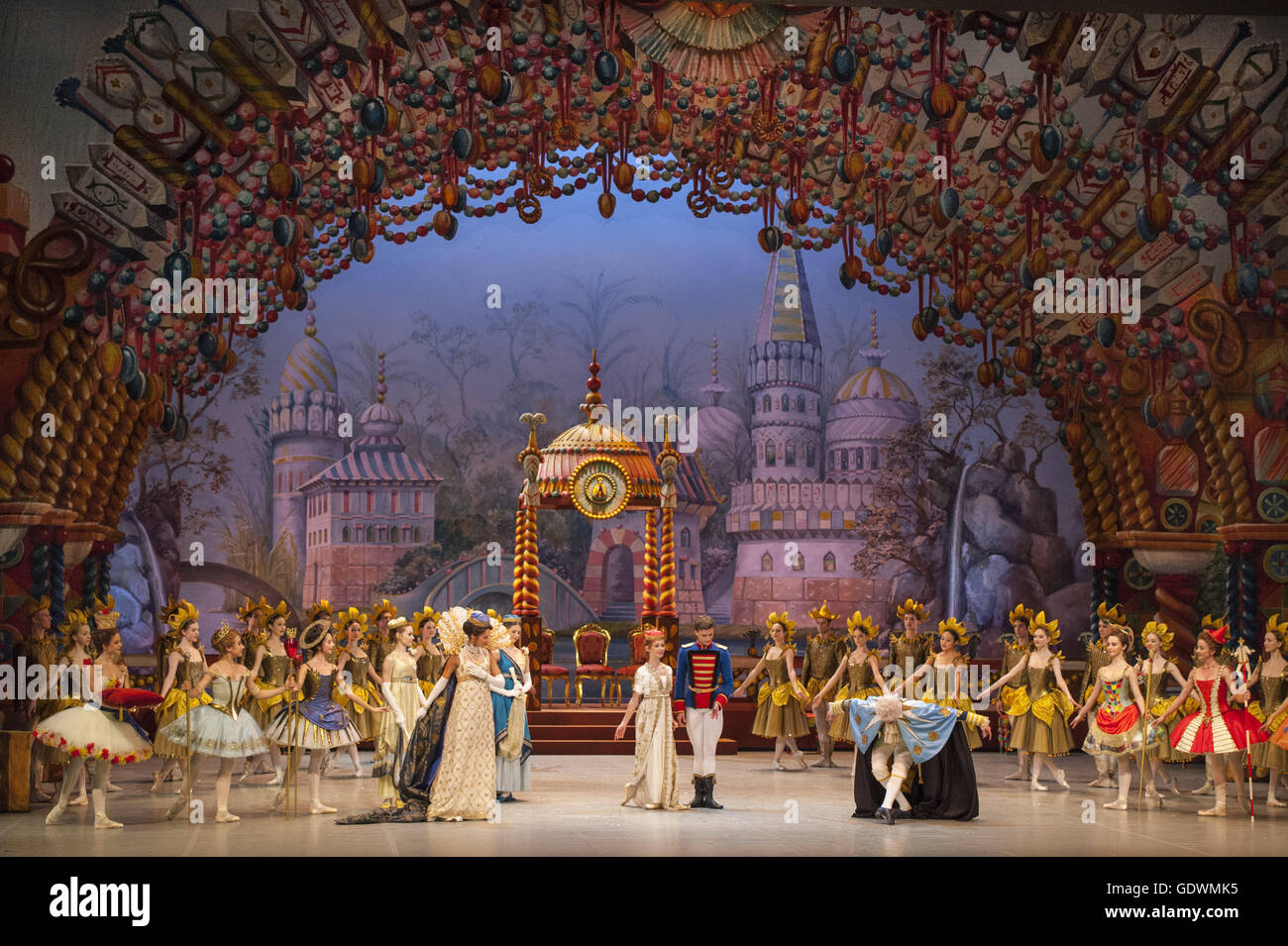 "Der Nussknacker", Choreographie und Inszenierung: Vasily Medvedev und Yuri Burlaka Stockfoto
