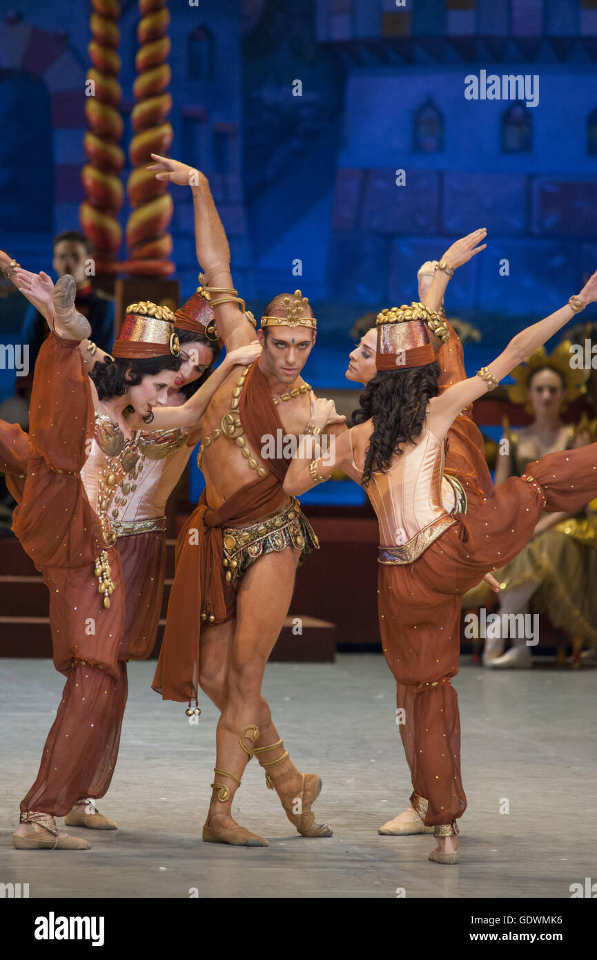 "Der Nussknacker", Choreographie und Inszenierung: Vasily Medvedev und Yuri Burlaka Stockfoto