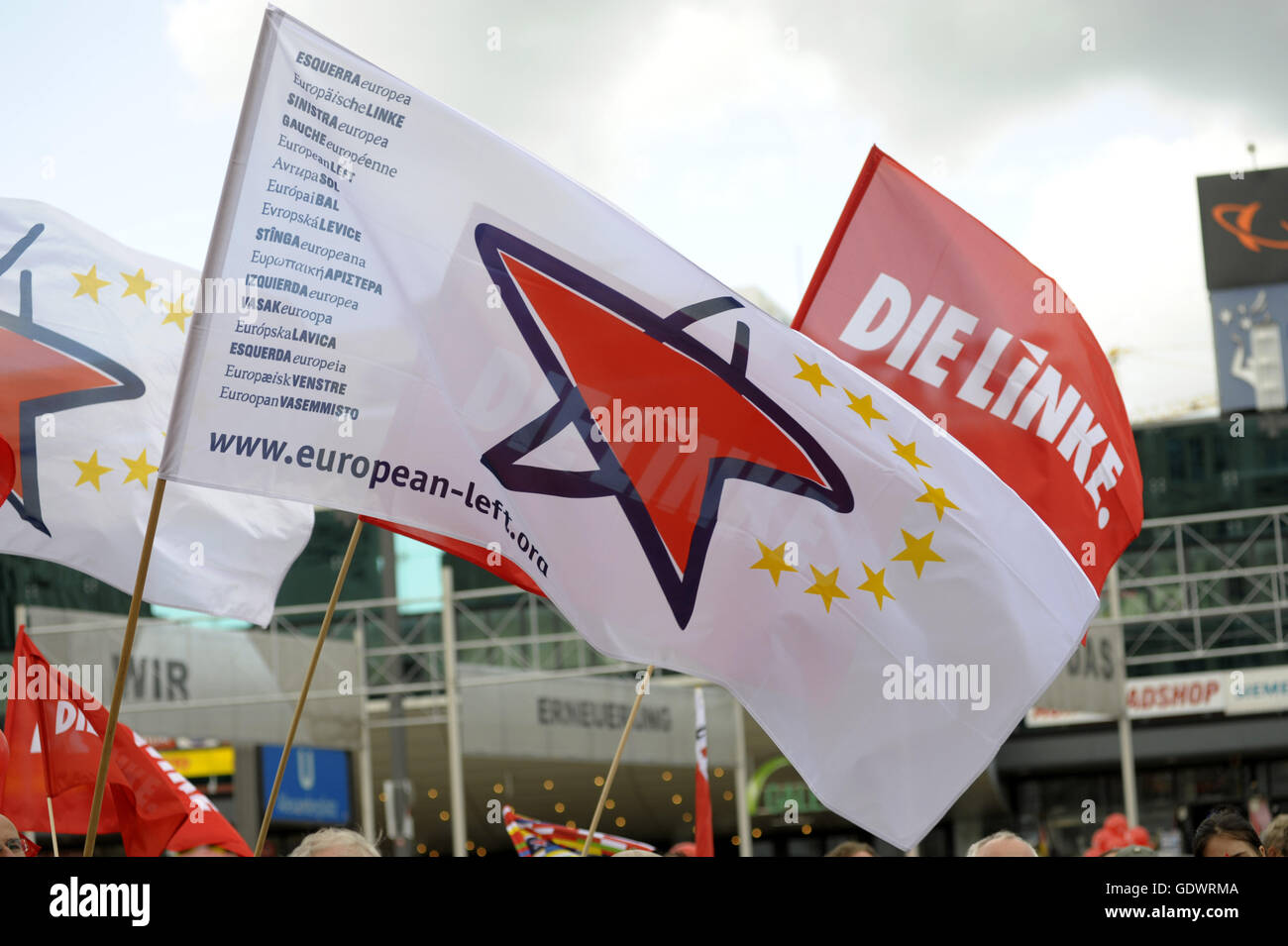 Abschlussveranstaltung des europäischen Wahlkampf der Partei die linke Stockfoto