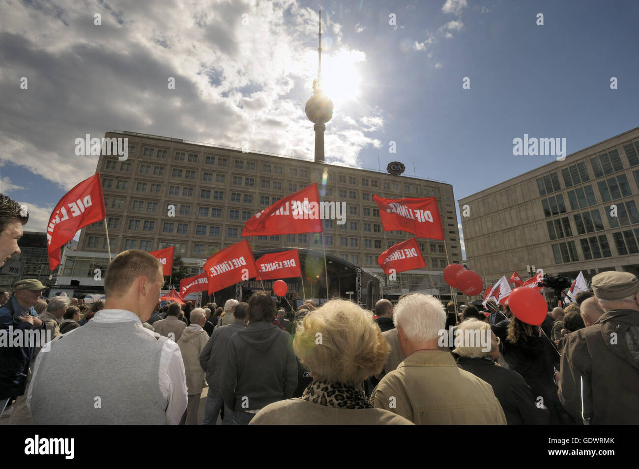 Abschlussveranstaltung des europäischen Wahlkampf der Partei die linke Stockfoto