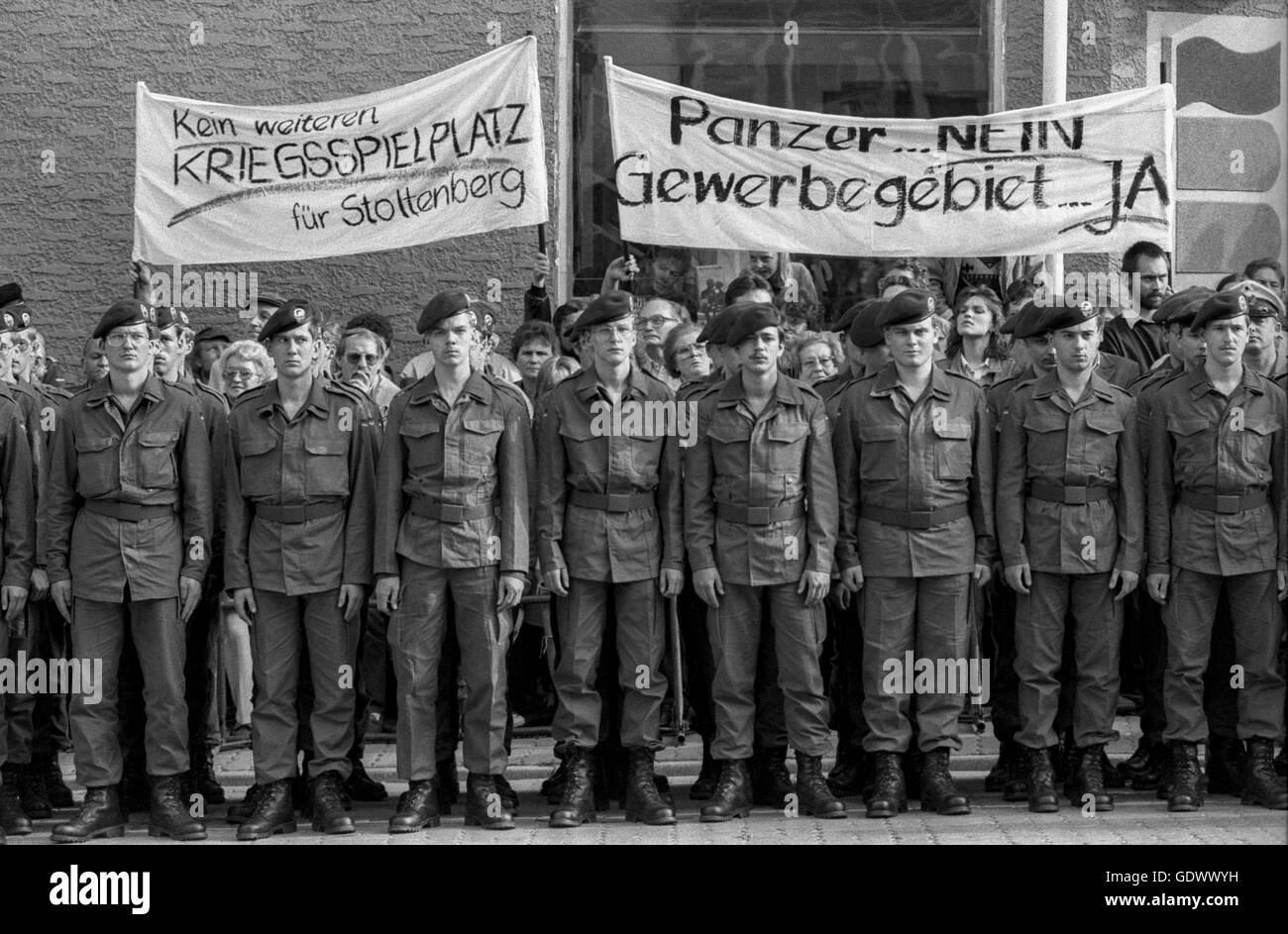 Die erste öffentliche feierliches Versprechen der Rekruten in der Gegend des östlichen Befehls Bundeswehr Stockfoto