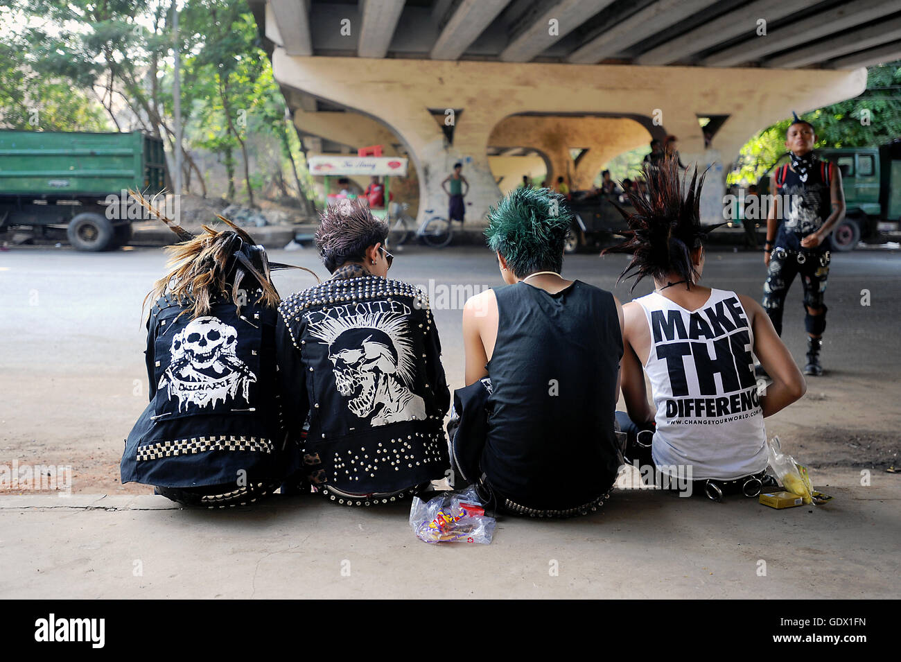 Punks in Yangon Stockfoto