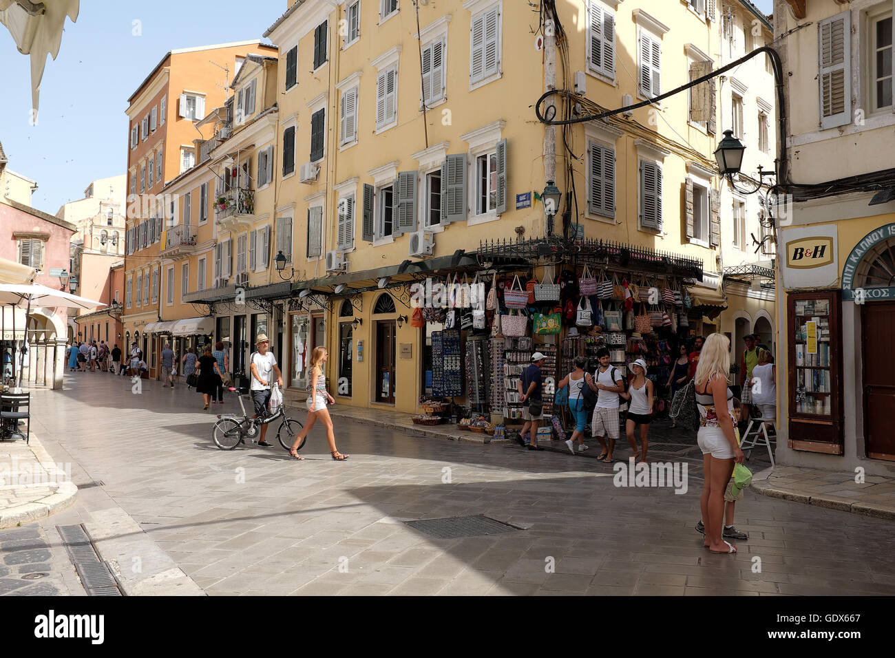 Altstadt von Kerkyra, Korfu-Stadt, UNESCO-Weltkulturerbe, Corfu, Ionische Inseln, Griechenland Stockfoto