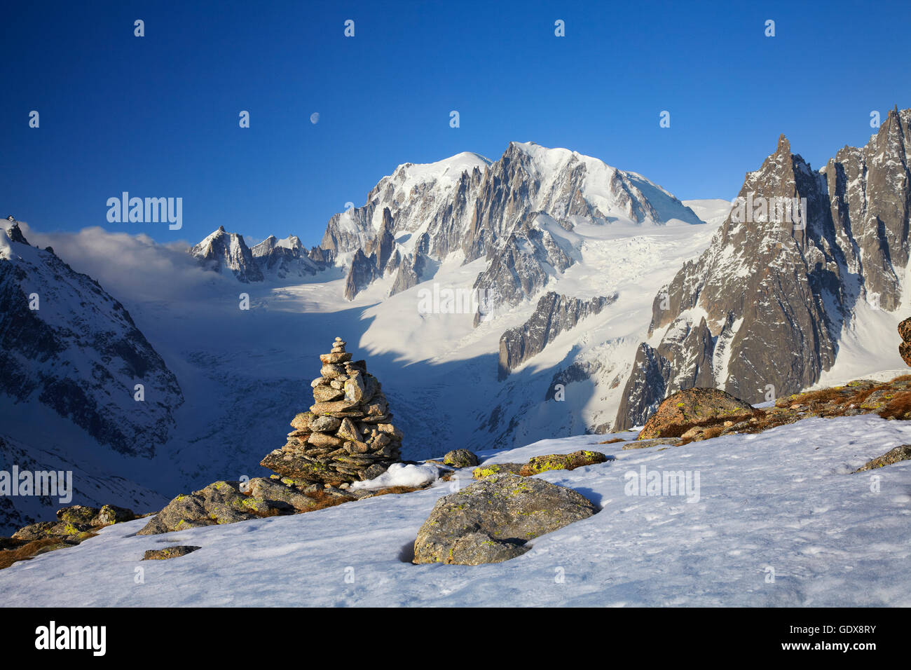 Geographie/reisen, Frankreich, Mont Blanc (4810 m) bei Sonnenuntergang von Couv Zuflucht, Chamonix, Additional-Rights - Clearance-Info - Not-Available Stockfoto