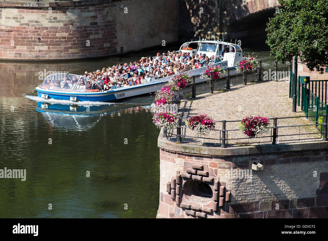 Sightseeing tourist tour Boot, La Petite France, Straßburg, Elsass, Frankreich, Europa Stockfoto