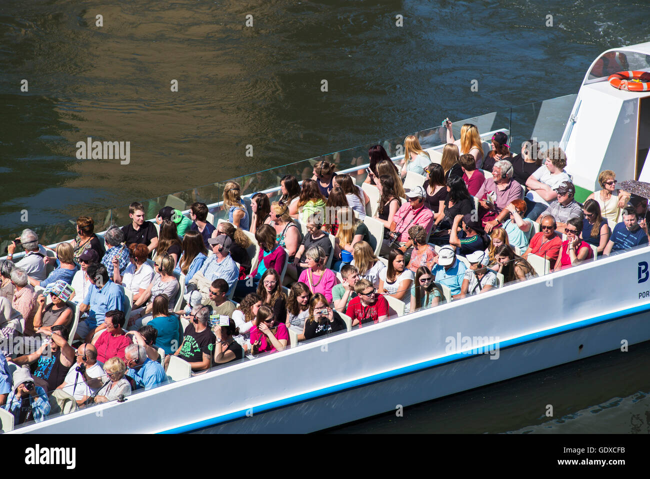 Sightseeing tourist tour Bootsfahrt auf der Ill, Straßburg, Elsass, Frankreich, Europa Stockfoto