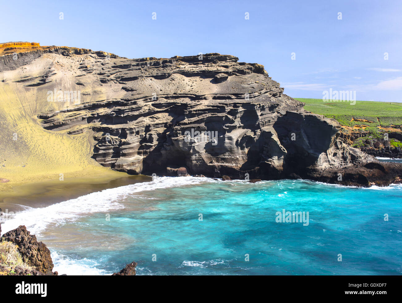 Landschaft der einsam Green Sand Beach oder Papakolea Beach in der Nähe von South Point, Big Island, Hawaii Stockfoto