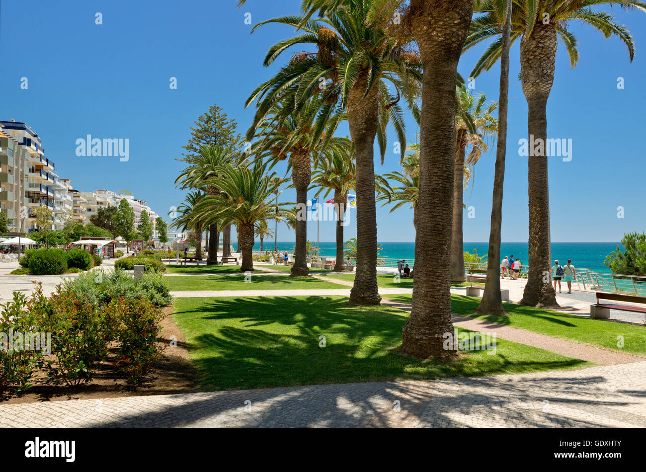 Mhq resort promenade Fotos und Bildmaterial in hoher Auflösung Alamy