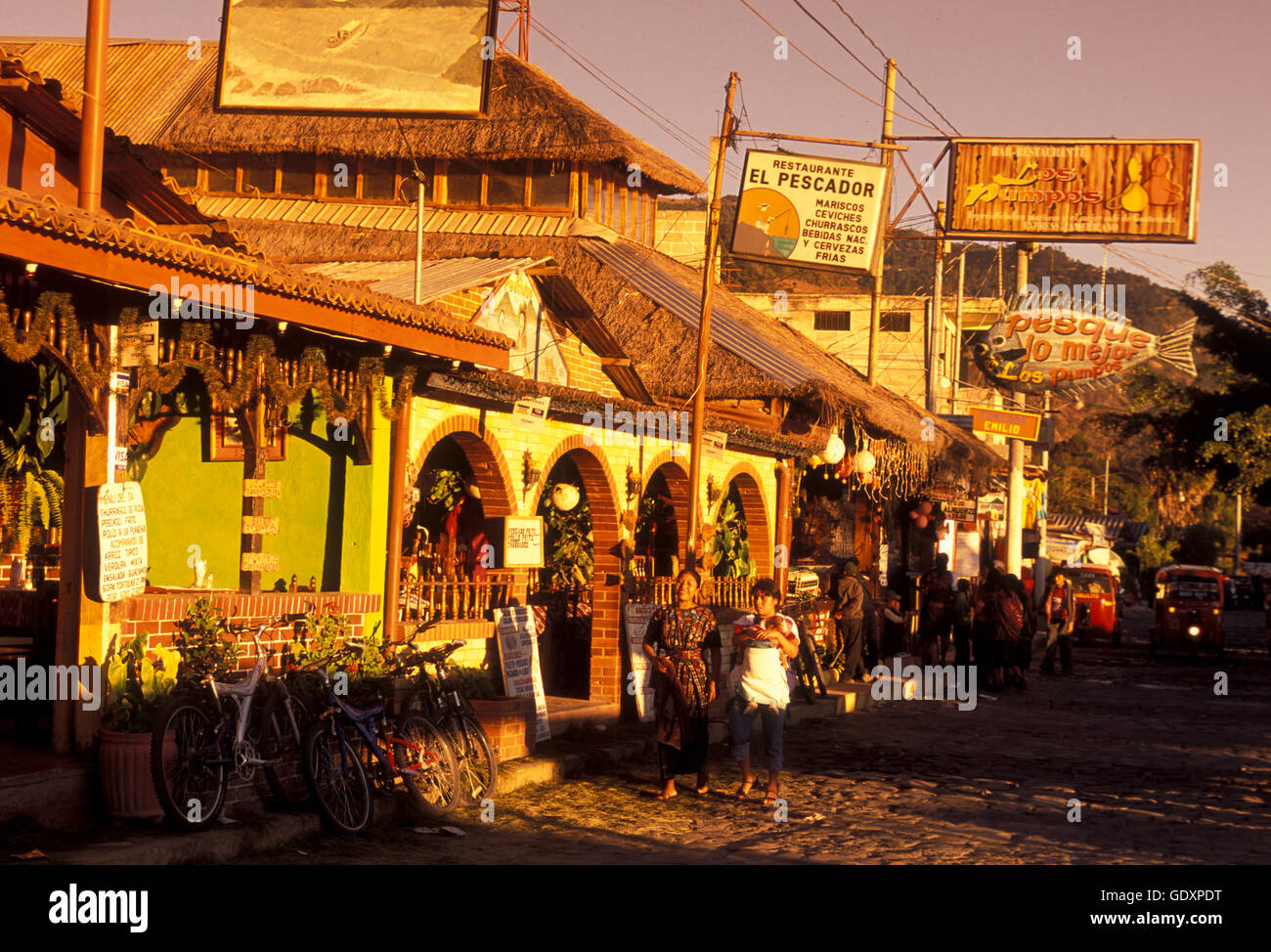 Restaurant im Dorf Panajachel in Guatemala in Mittelamerika. Stockfoto