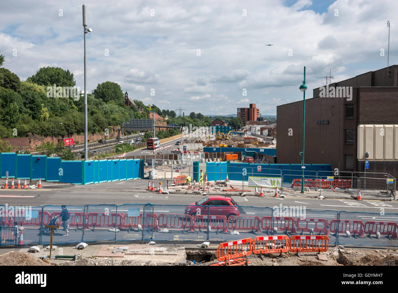 Neue Entwicklung im Zentrum der Stadt Stockport, grösseres Manchester. Red Rock sich neben dem M60 befindet genannt. Stockfoto