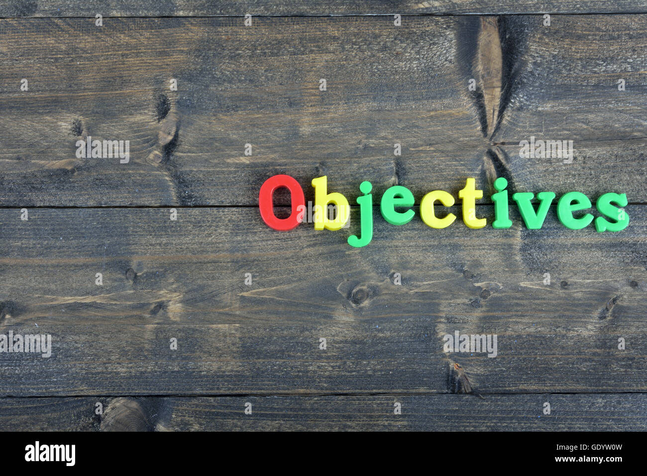 Ziele Wort auf Holztisch Stockfoto