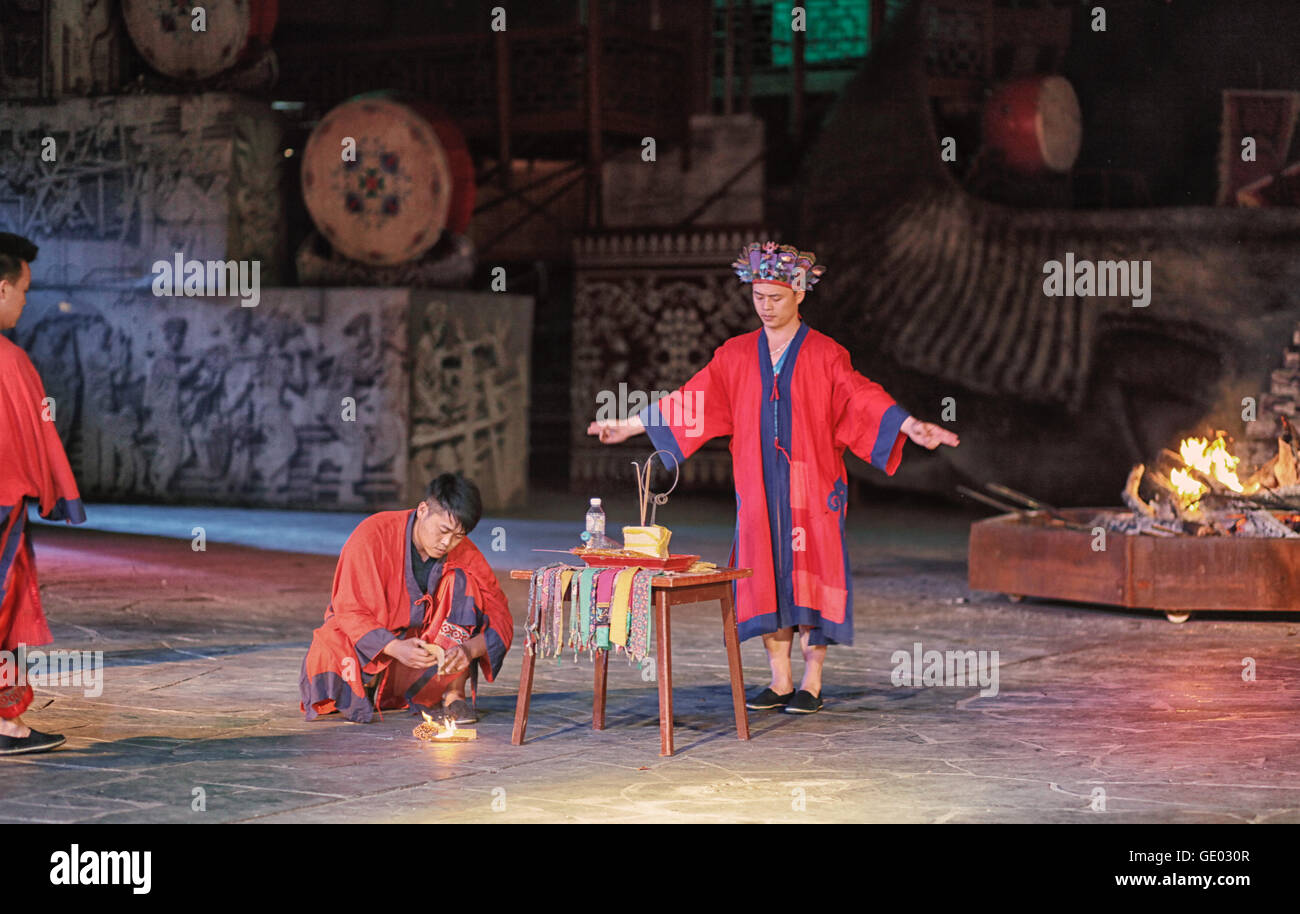 Miao ethnische künstlerische Leistung Denghan, Hunan. China Stockfoto