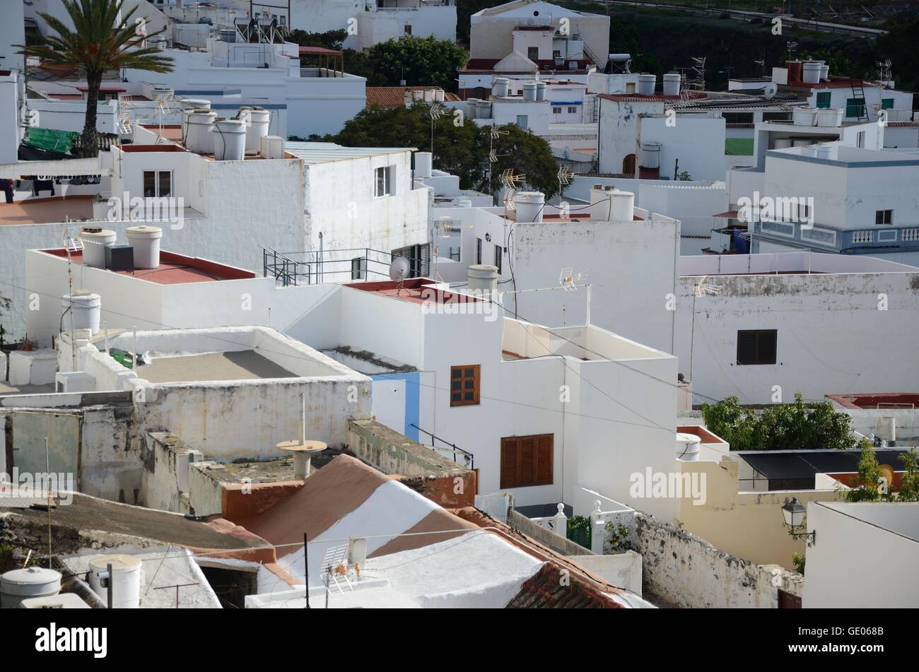 Interleafed Flat roof houses -Fotos und -Bildmaterial in hoher Auflösung – Alamy