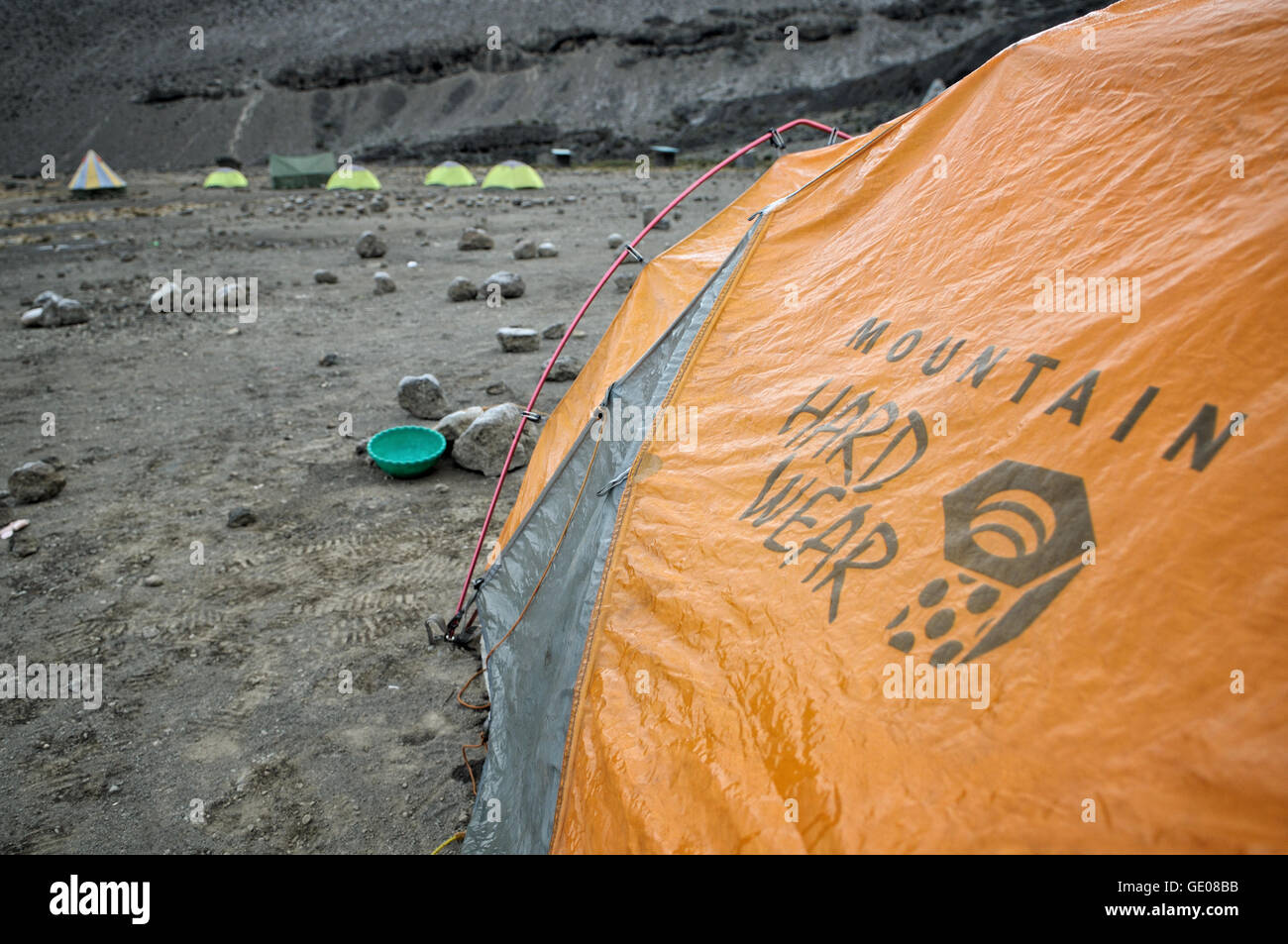 Ein Zelt im Moir Hut Camp in den frühen Morgenstunden, Mount Kilimanjaro National Park, Tansania Stockfoto