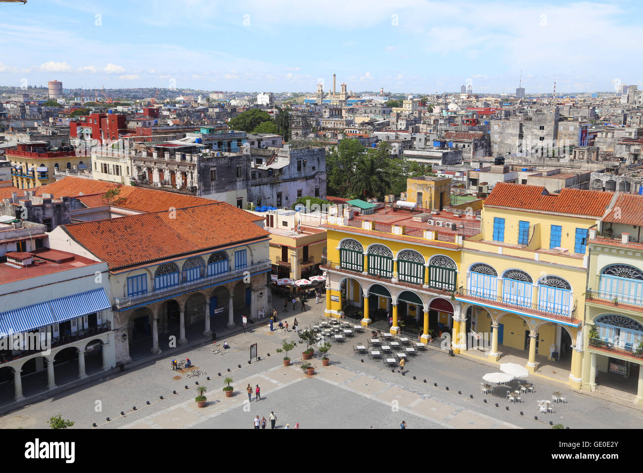 Eine Luftaufnahme der Plaza Vieja in Alt-Havanna, Kuba. Stockfoto