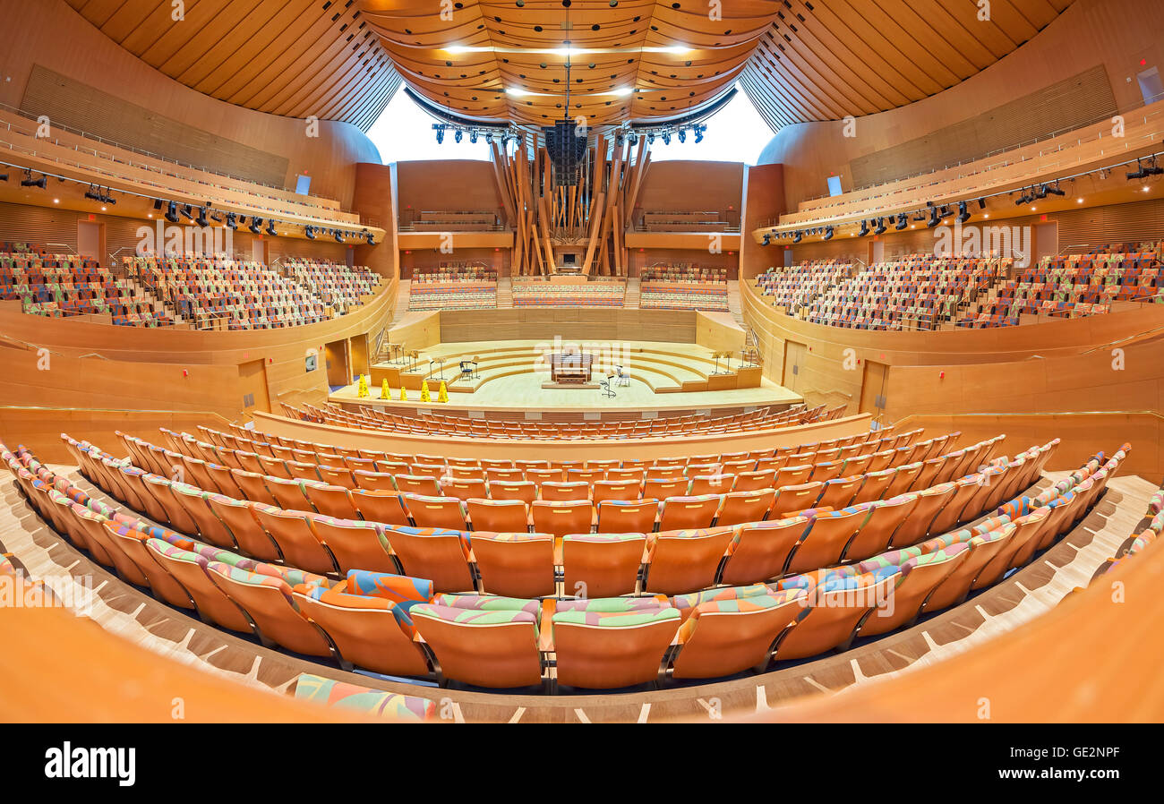 Innenraum der Walt Disney Concert Hall Hall von Frank Gehry entworfen und im Jahr 2003 eröffnet. Stockfoto
