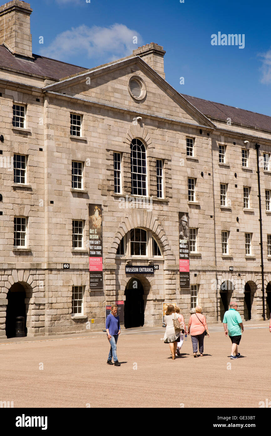 Irland, Dublin, Benburb Street, National Museum of Decorative Arts und Geschichte in 1704 Collins Barracks parade ground Stockfoto