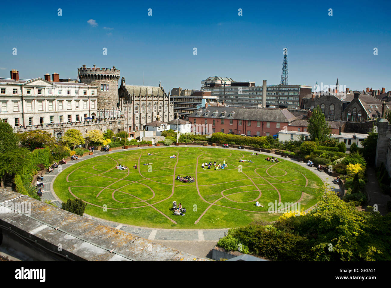 Irland, Dublin, Dublin Castle, erhöhten Blick auf Dubhlinn Gärten von Chester Beatty Library Roof Garden Stockfoto