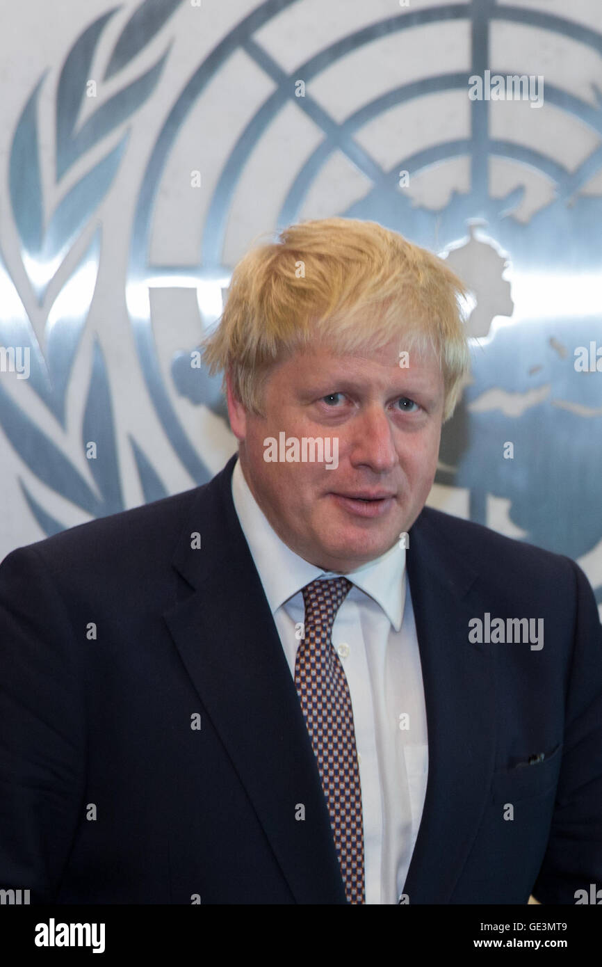 New York, USA. 22. Juli 2016.  Britischer Außenminister Boris Johnson ist vor einem Treffen mit Vereinten Nationen Generalsekretär Ban Ki-Moon(not in the picture) im UN-Hauptquartier in New York, 22. Juli 2016 abgebildet. Bildnachweis: Li Muzi/Xinhua/Alamy Live-Nachrichten Stockfoto
