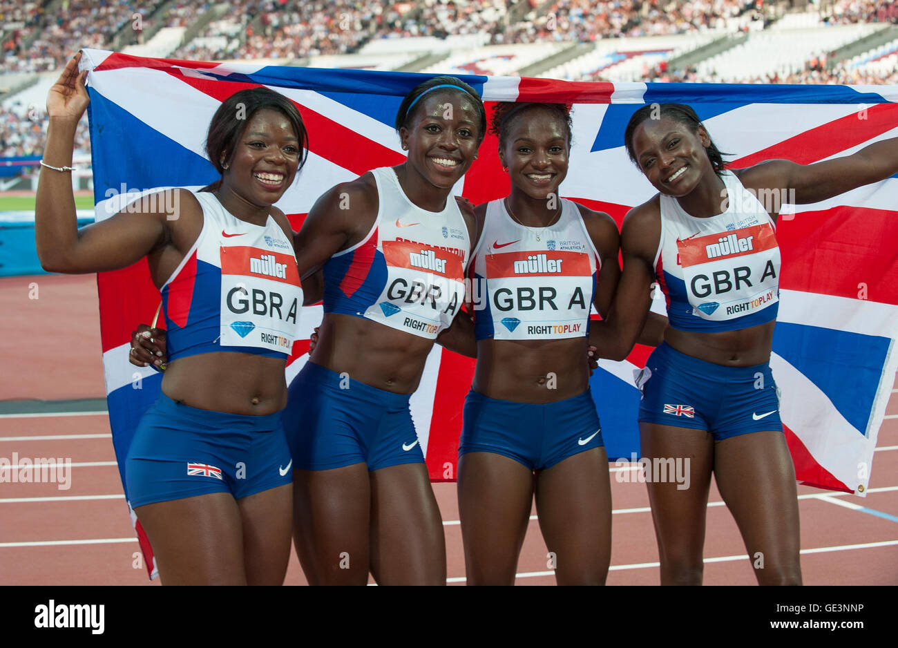 London, UK. 22. Juli 2016. Asher Philip, Dina Asher-Smith, Daryll Saskia Neita und Desiree Henry von Großbritannien feiern gewinnen die Frauen 4x100m Staffel während Tag eins der Muller Jubiläumsspiele im Stadion - Queen Elizabeth Olympic Park am 22. Juli 2016 in London, England-Credit: Gary Mitchell/Alamy Live News Stockfoto