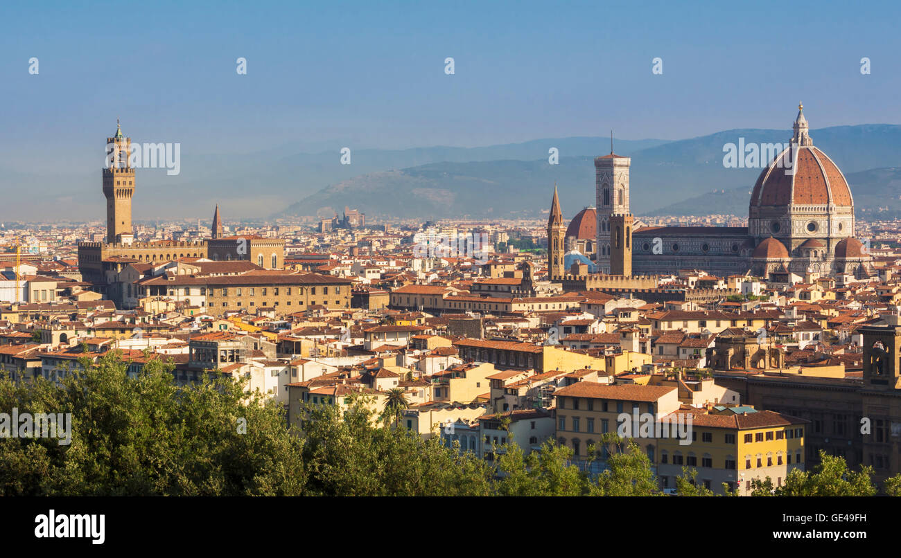Florenz, Provinz Florenz, Toskana, Italien.  Gesamtansicht, das historische Zentrum der Stadt. Stockfoto