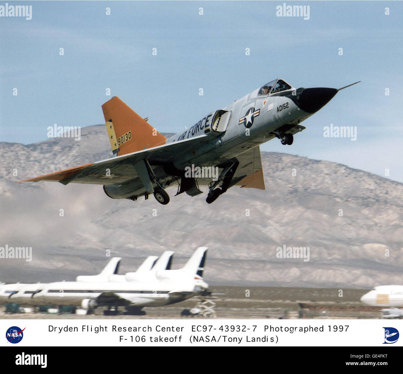 Eclipse Programm F-106 Flugzeug Abflug vom Flughafen in Mojave, California_4857948455_o Stockfoto