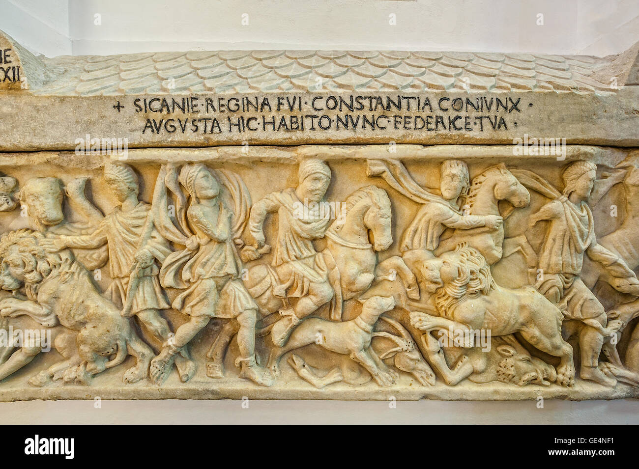 Italien Sizilien Palerno Dom-Sarkophag mit den sterblichen Überresten von Constance II. von Aragon, die erste Gemahlin von Frederick II Stockfoto