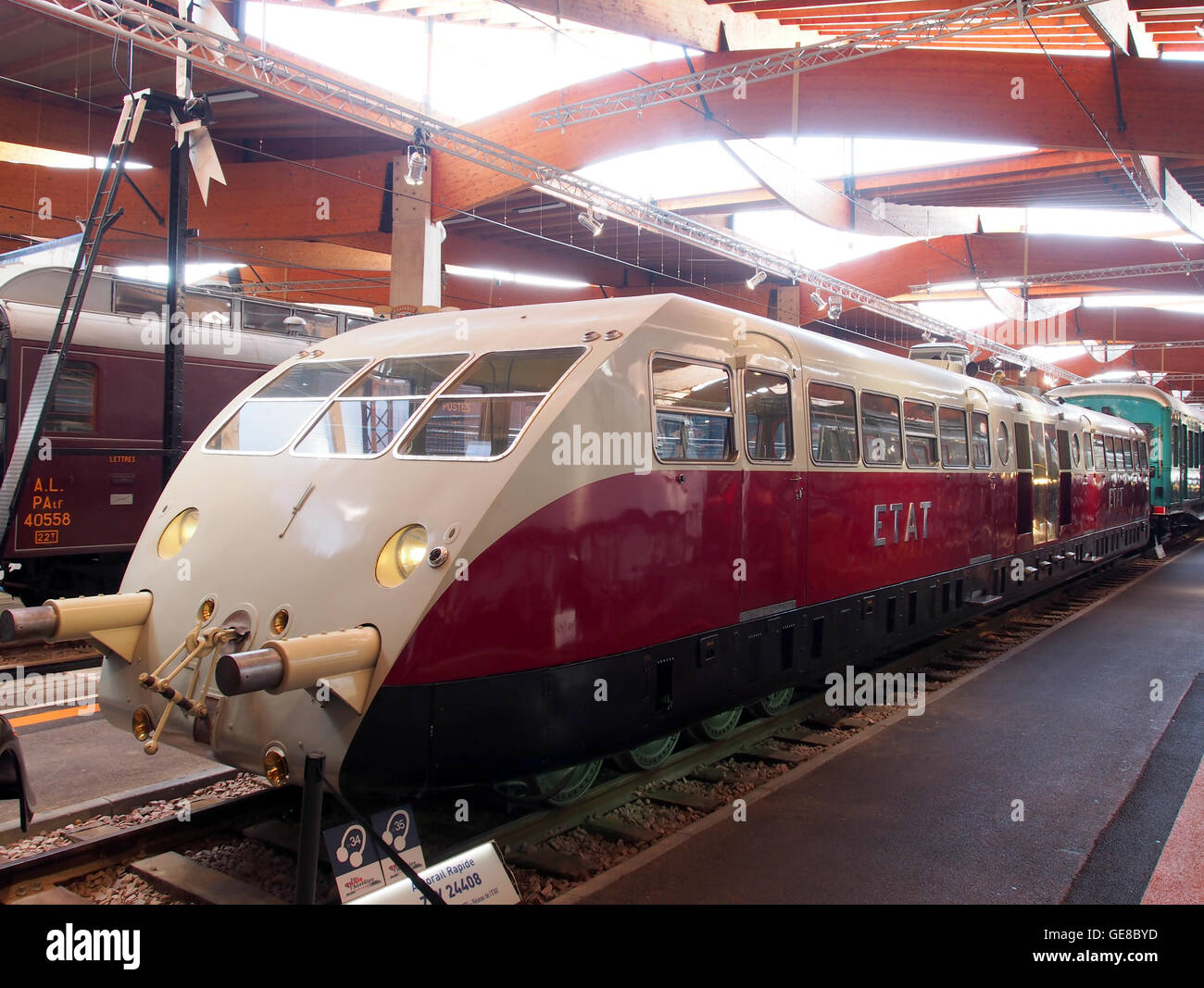 ETAT ZZy 24 408 Autorail Bugatti Foto 2 Stockfoto