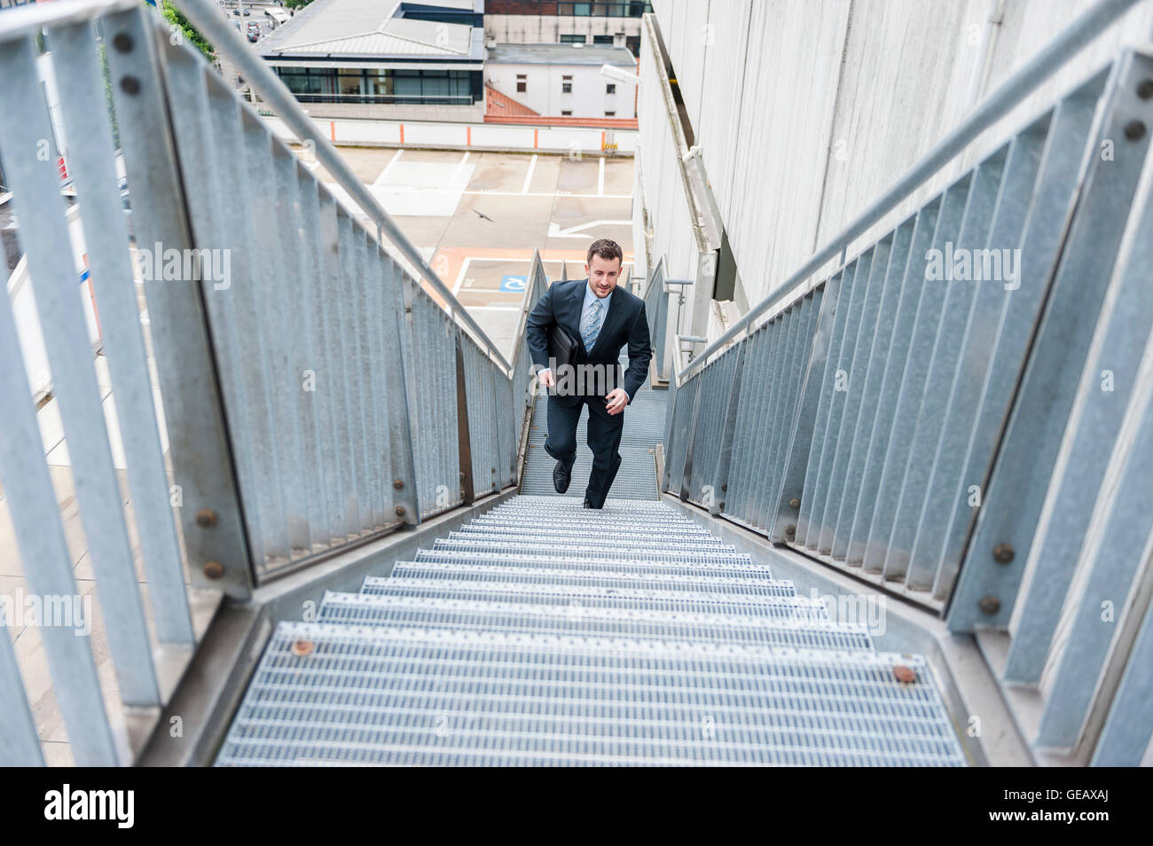 Geschäftsmann, Treppensteigen Stockfoto