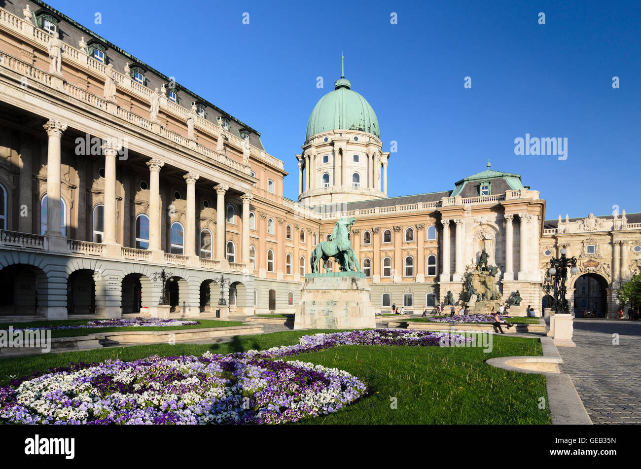 Budapest: äußere Schlosshof des Schloss-Palast, Ungarn, Budapest, Stockfoto