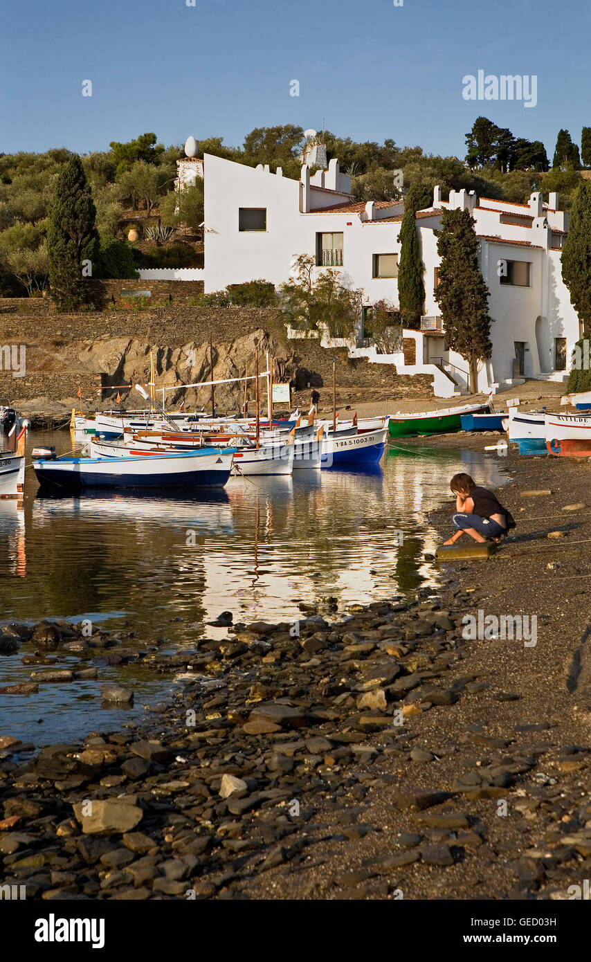 Bucht Von Portlligat Im Hintergrund Salvador Dali Haus Museum