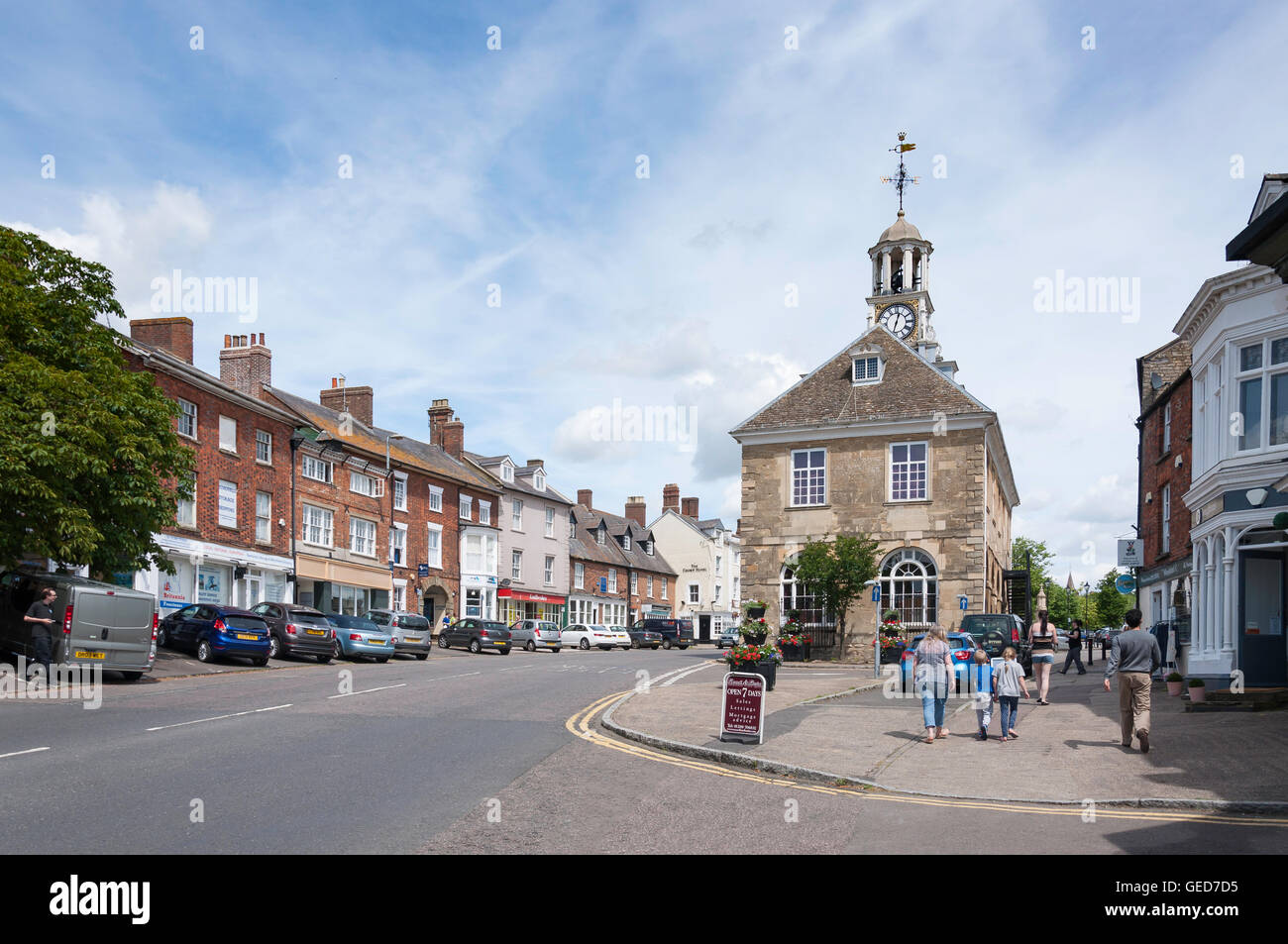 18. Jahrhundert Rathaus im Marktplatz, Brackley, Northamptonshire, England, Vereinigtes Königreich Stockfoto
